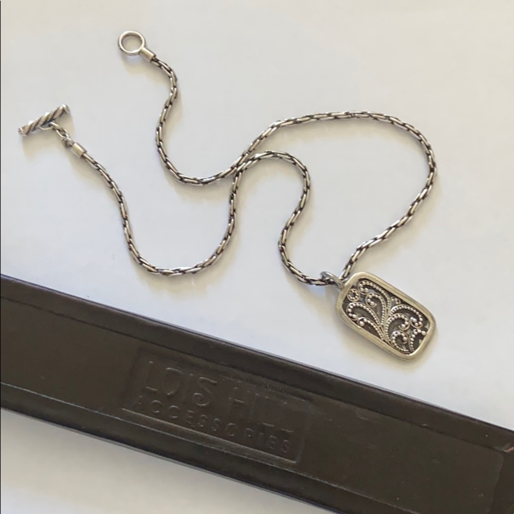 •Lois Hill Necklace •